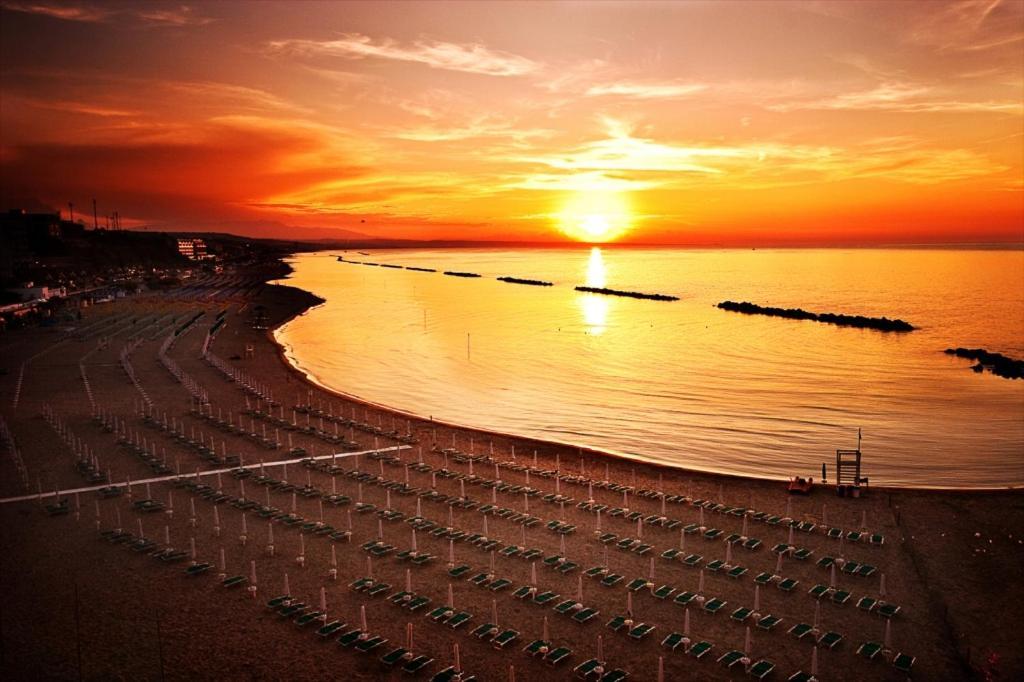 Le Stanze Di Botticelli Bed & Breakfast Termoli Exterior foto